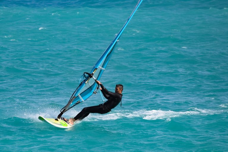 guide to windsurfing